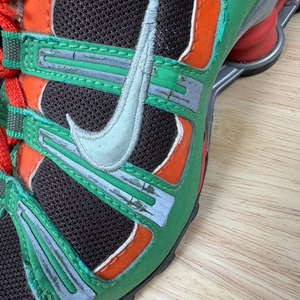Nike Shox‎ NIKEiD Mens Miami Hurricanes Color Size 6 Youth Green Orange Running